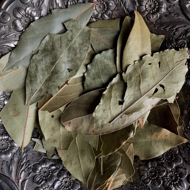 Bay leaf, whole